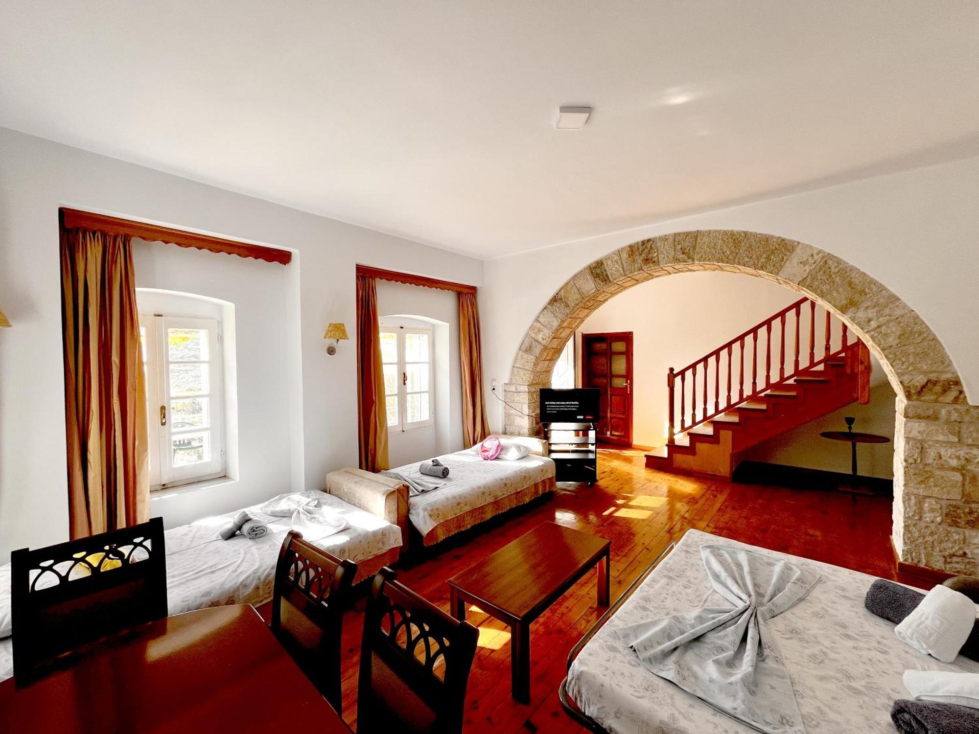 Sea Horizon House Alexis Hotel Himare Bagian luar foto
