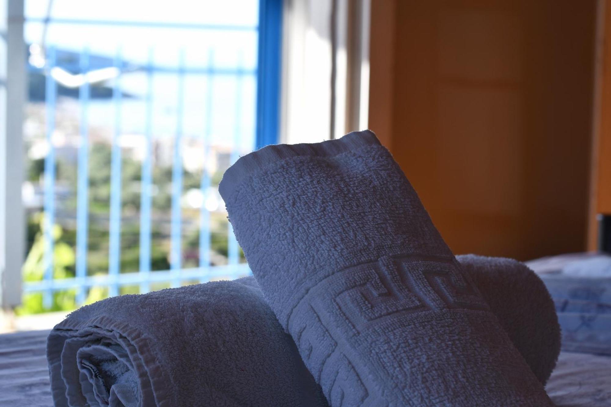 Sea Horizon House Alexis Hotel Himare Bagian luar foto