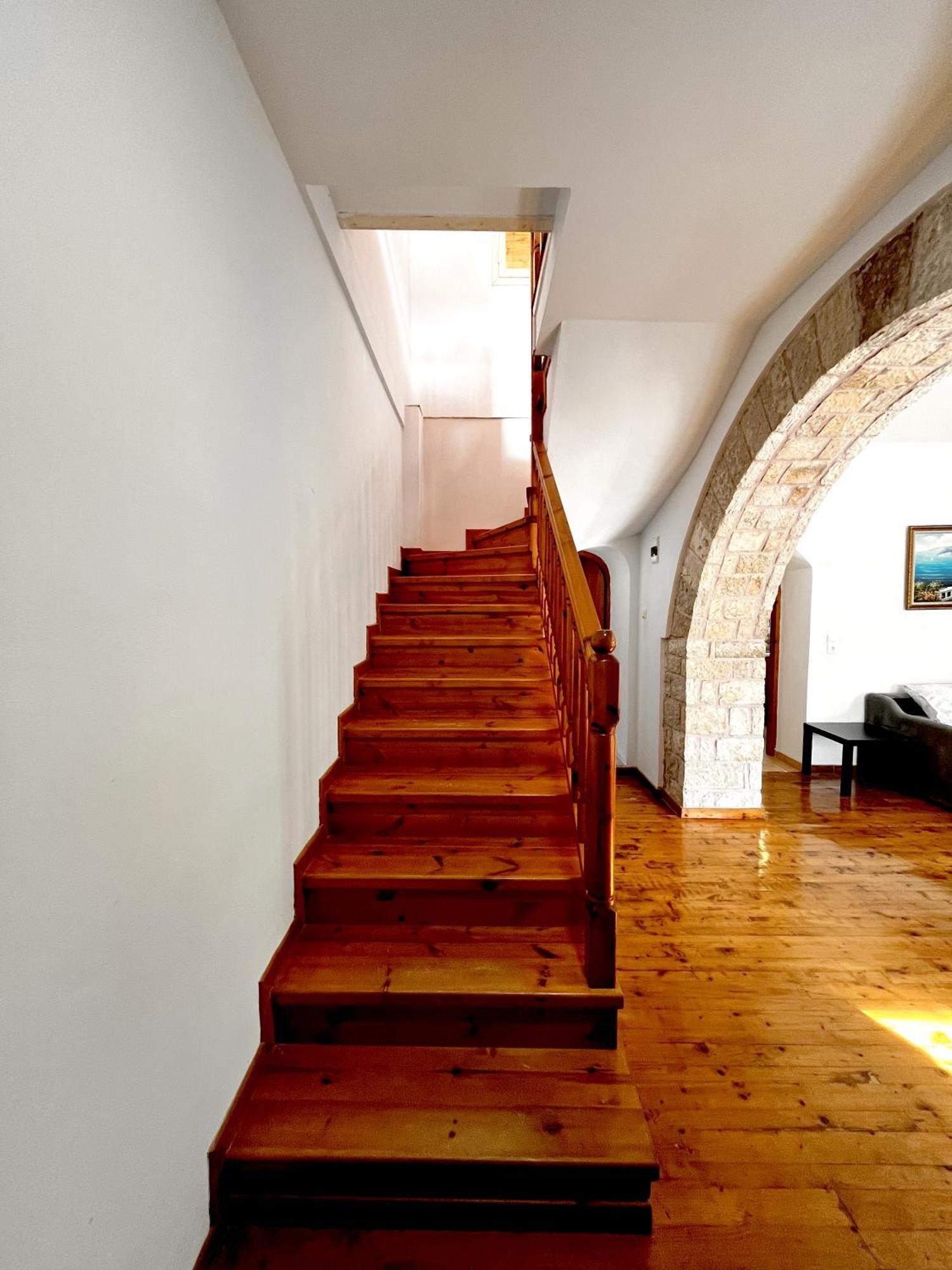 Sea Horizon House Alexis Hotel Himare Bagian luar foto