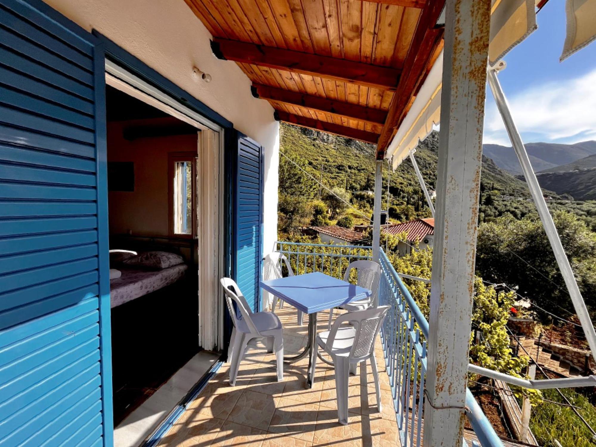 Sea Horizon House Alexis Hotel Himare Bagian luar foto