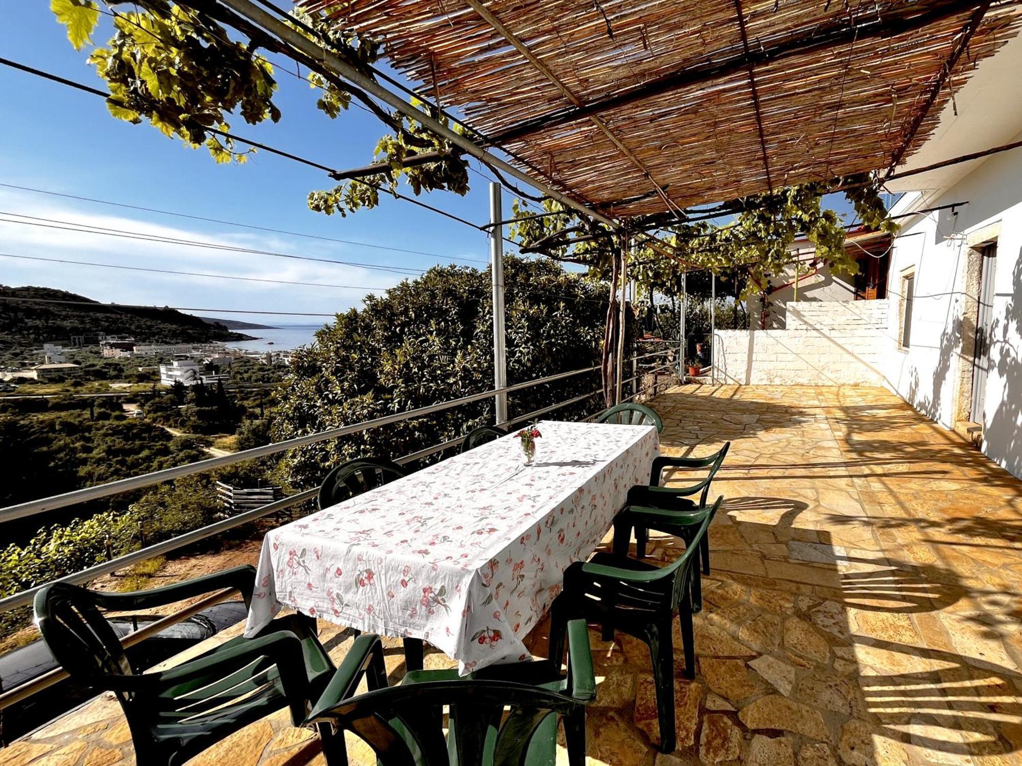 Sea Horizon House Alexis Hotel Himare Bagian luar foto