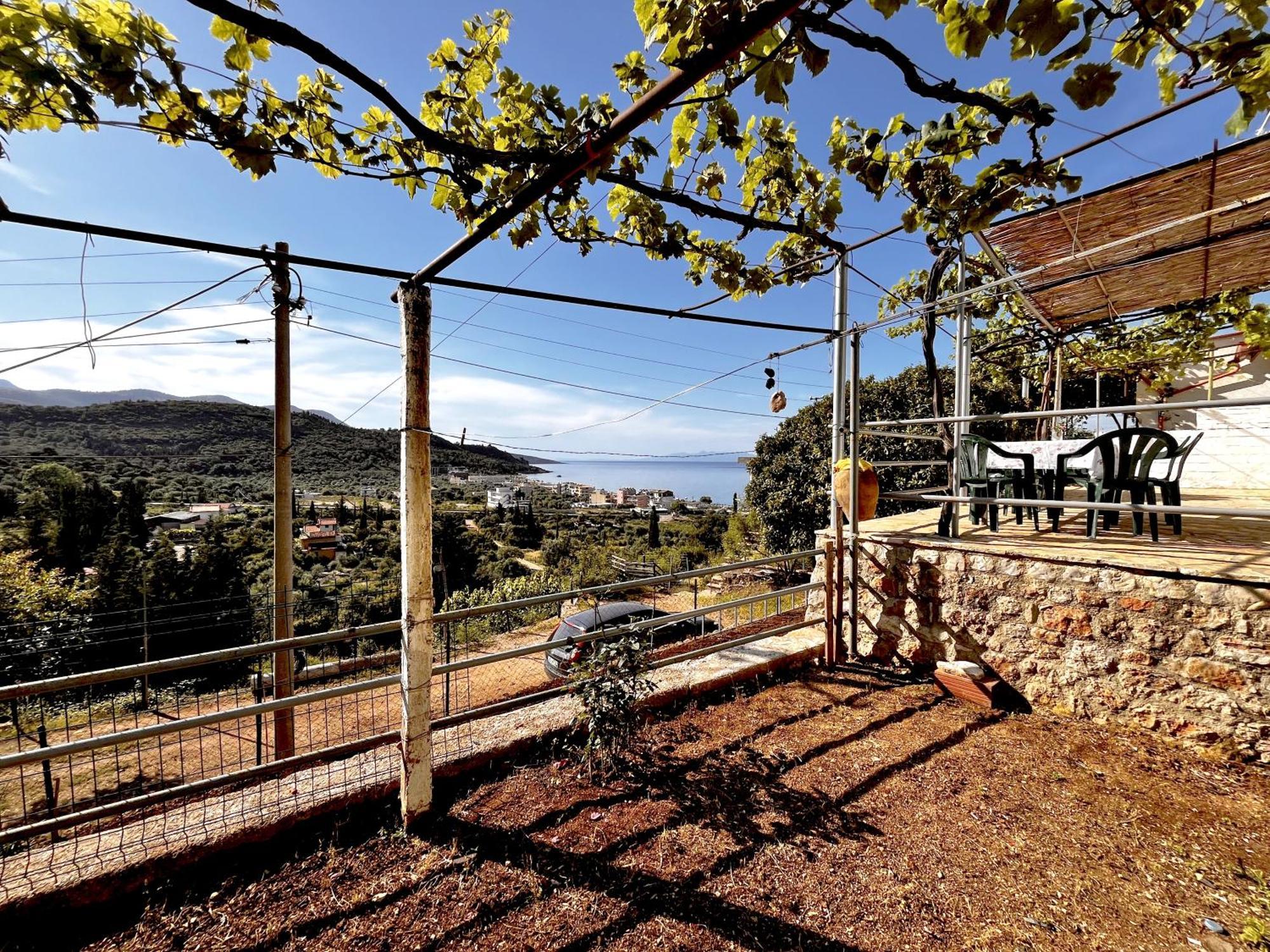 Sea Horizon House Alexis Hotel Himare Bagian luar foto